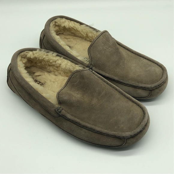 UGG Other - Ugg Ascot Men's Size 10 Suede Sheepskin Lined Moccasin Slip Ons